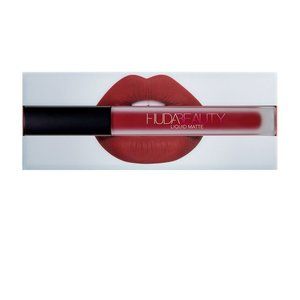 HUDA Beauty Liquid Matte Lipstick in Cheerleader